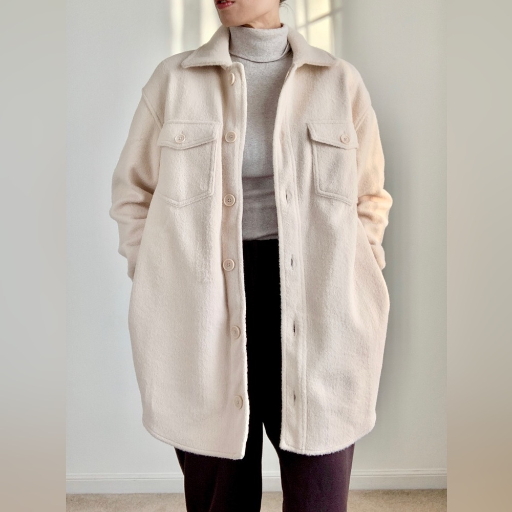 Cozy Fleece Shacket with pockets- ECRU - Picture 5 of 7